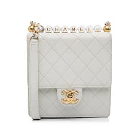 Chanel-Borsa a tracolla Chanel Mini Chic con perle bianche-Bianco