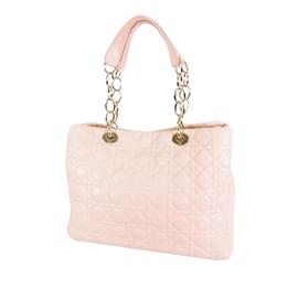 Dior-Bolsa de compras macia rosa Dior em pele de cordeiro média Cannage Lady Dior-Rosa