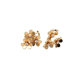 Autre Marque-18Boucles d'oreilles fleur Frivole en or rose et diamants K-Doré