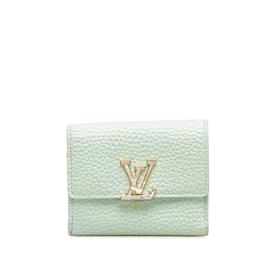 Louis Vuitton-Green Louis Vuitton Taurillon Capucines Compact Wallet-Green