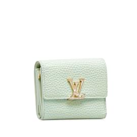 Louis Vuitton-Green Louis Vuitton Taurillon Capucines Compact Wallet-Green