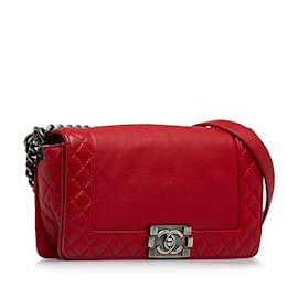 Chanel-Bolso de hombro mediano Chanel rojo de piel de cordero con solapa Reverso para niño-Roja