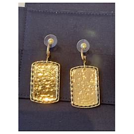 Chanel-Earrings-Golden