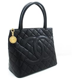 Chanel-Saco de ombro CHANEL Gold Medalhão Caviar Grand Shopping Tote-Preto