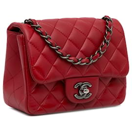 Chanel-Chanel Mini aba quadrada clássica em pele de cordeiro vermelha-Vermelho