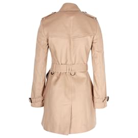 Burberry-Abrigo con botonadura forrada de Burberry London en cachemir beige-Beige