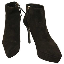 Miu Miu black suede leather pointed toe platform ankle bootie EU 41 Black