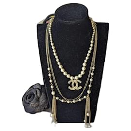Chanel-CC B19C Logo conditionnement perle cristal classique chaîne collier boîte-Doré