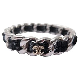 PULSEIRA CHANEL LOGOTIPO CC STRASS 2013 CORRENTE ENTRELAÇADA DE VELUDO 26ALÇA CM BANGLE Prata