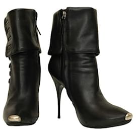 Alexander Mcqueen-Alexander McQueen black leather silver cap toe high heel Booties with buttons 40-Black