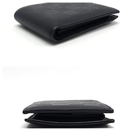 Louis Vuitton-Louis Vuitton Slender-Black