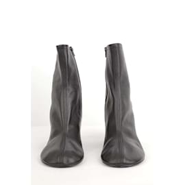 Balenciaga-Botas de cuero-Negro