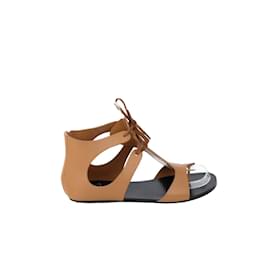 Hermès-Sapatos de sandália de couro-Marrom