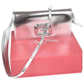 Roger Vivier-This shoulder bag features a leather body-Silvery
