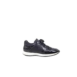 Louis Vuitton-Zapatillas con monograma de piel-Negro
