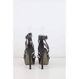 Armani-Sapatos de sandália de couro-Preto