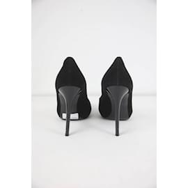 Alexander Mcqueen-Leather Heels-Black