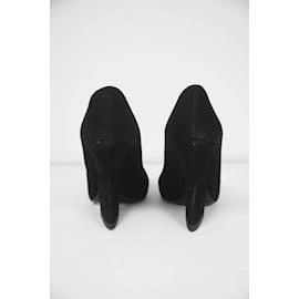 Dior-velvet heels-Black