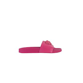 Versace-Sapatos de sandália de couro-Rosa