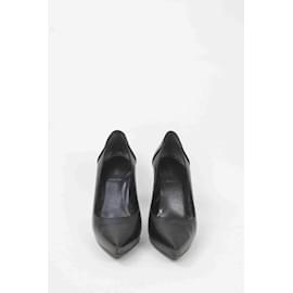 Fendi-Leather Heels-Black