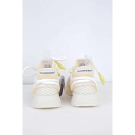 Lacoste-Ecru sneakers-Cream