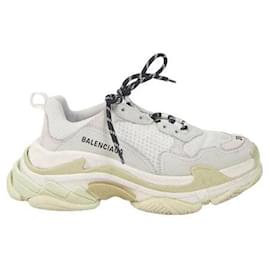 Balenciaga-Tênis Triple S branco-Branco