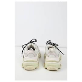 Balenciaga-Zapatillas Triple S blancas-Blanco
