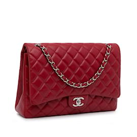 Chanel-Sac à bandoulière à rabat doublé en cuir d'agneau rouge Chanel Maxi Classic-Rouge