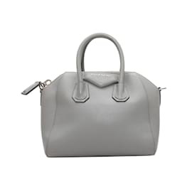 Givenchy-Graue Mini-Antigona-Handtasche von Givenchy-Grau