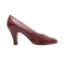 Chanel-Vintage Brown Chanel Leather Pointed-Toe Pumps Size 36-Brown