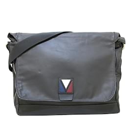 Louis Vuitton-Black Louis Vuitton V-Line Crossbody Bag-Black