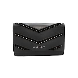 Givenchy-Black Givenchy Leather Wallet-On-Chain-Black