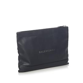 Balenciaga-Bolso clutch con clip azul marino de Balenciaga negro-Negro