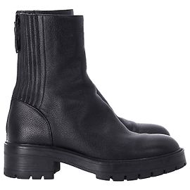 Botas Aquazzura Saint Honore Combat Almond Toe em couro preto Preto