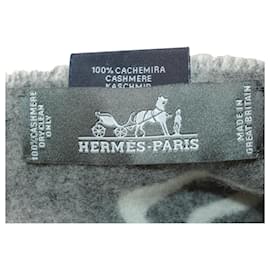 Hermès-Écharpe à franges Hermes en cachemire gris et blanc-Gris