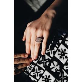 Chanel-Bague CC ornée de bijoux - taille 9-Doré