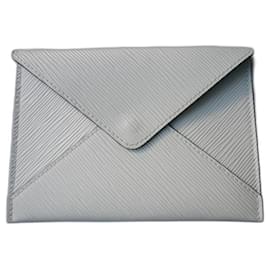 Louis Vuitton-LOUIS VUITTON Pochette pression cuir épi BLANC ETAT NEUF-Blanc