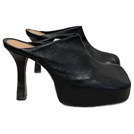 Bottega Veneta-BOTTEGA VENETA  Sandals T.eu 37.5 leather-Black