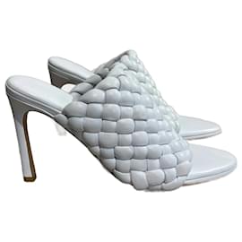 Bottega Veneta-BOTTEGA VENETA Sandalias T.UE 37.5 Cuero-Blanco