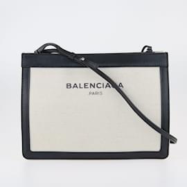 Balenciaga-De color negro/Bolso bandolera Pochette en color blanco roto-Negro