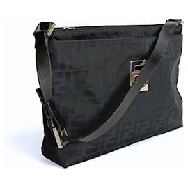 Fendi-Fendi Zucca shoulder bag in black canvas-Black