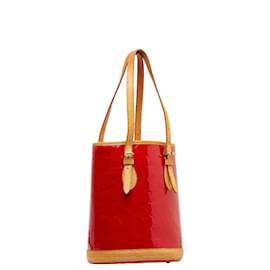 Louis Vuitton-Louis Vuitton Monogram Vernis Bucket PM with Pouch Leather Tote Bag in Good condition-Red
