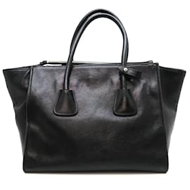 Prada-Prada Twin Pocket Tote  Leather Handbag in Good Condition-Black