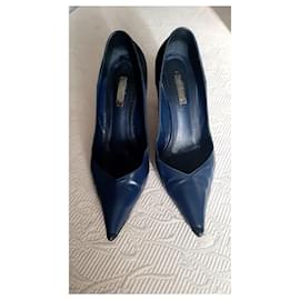 Louis Vuitton-Heels-Black,Dark blue