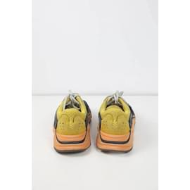 Adidas-Scarpe da ginnastica gialle-Giallo