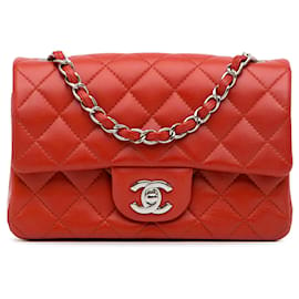 Chanel-Chanel vermelho mini clássico aba única retangular de pele de cordeiro-Vermelho