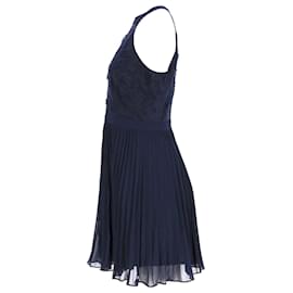 Tommy Hilfiger-Tommy Hilfiger Womens Halterneck Flower Applique Dress in Navy Blue Polyester-Navy blue