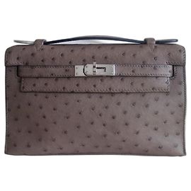 Hermès Pochette Hermes Kelly autruche étoupe Gris