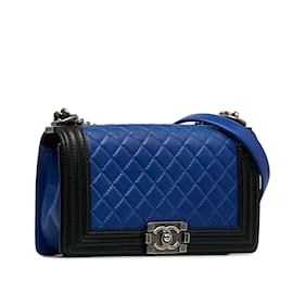 Chanel-Borsa con patta bicolore blu Chanel media in pelle di agnello-Blu