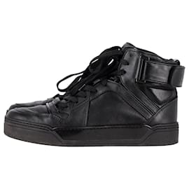 Gucci-Gucci High-Top Sneakers in Black Leather-Black
